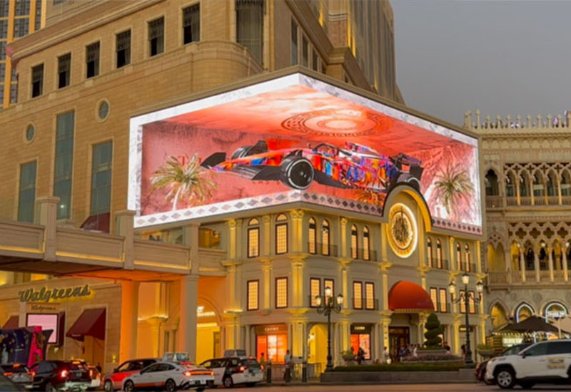 Yaham LED Spectacular Illuminates the Venetian&...